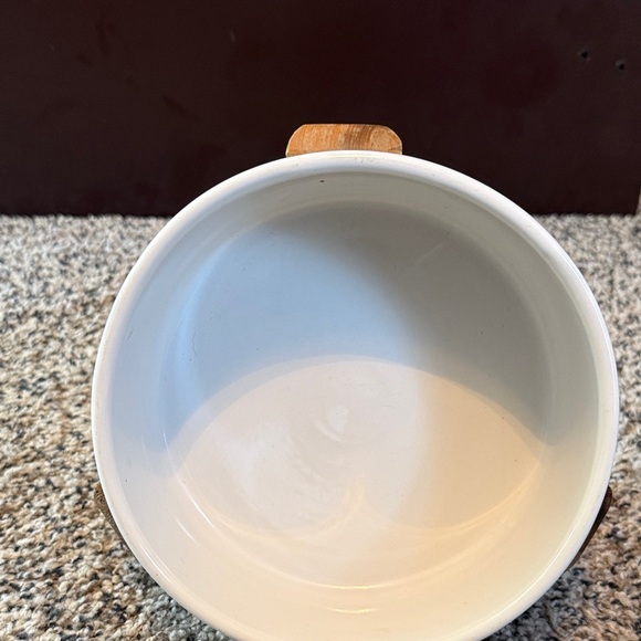 White Ceramic Pet Bowl with Wooden Stand - Picture 3 of 6